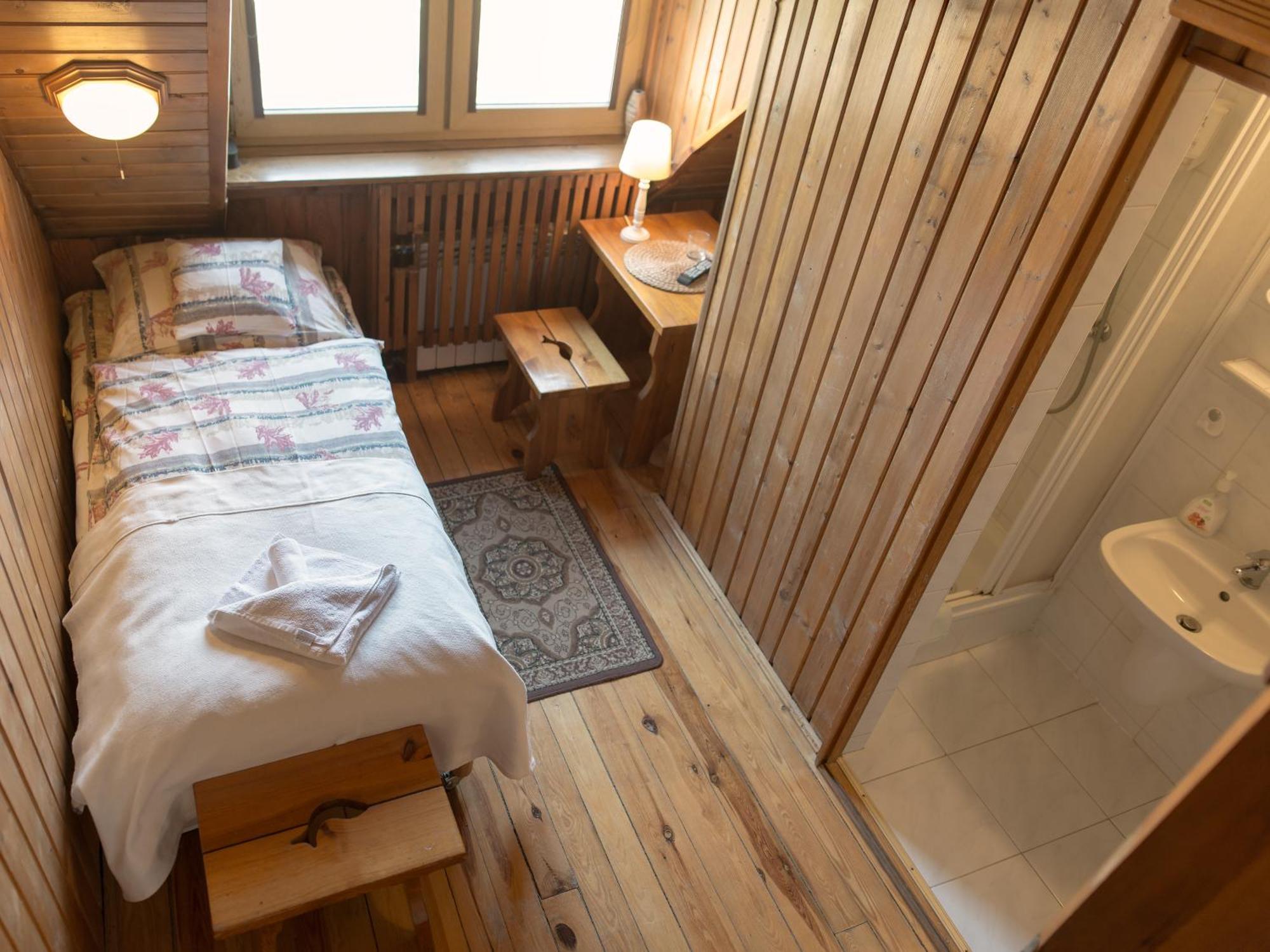 Hotel Wyrwidab Chodzież Szoba fotó